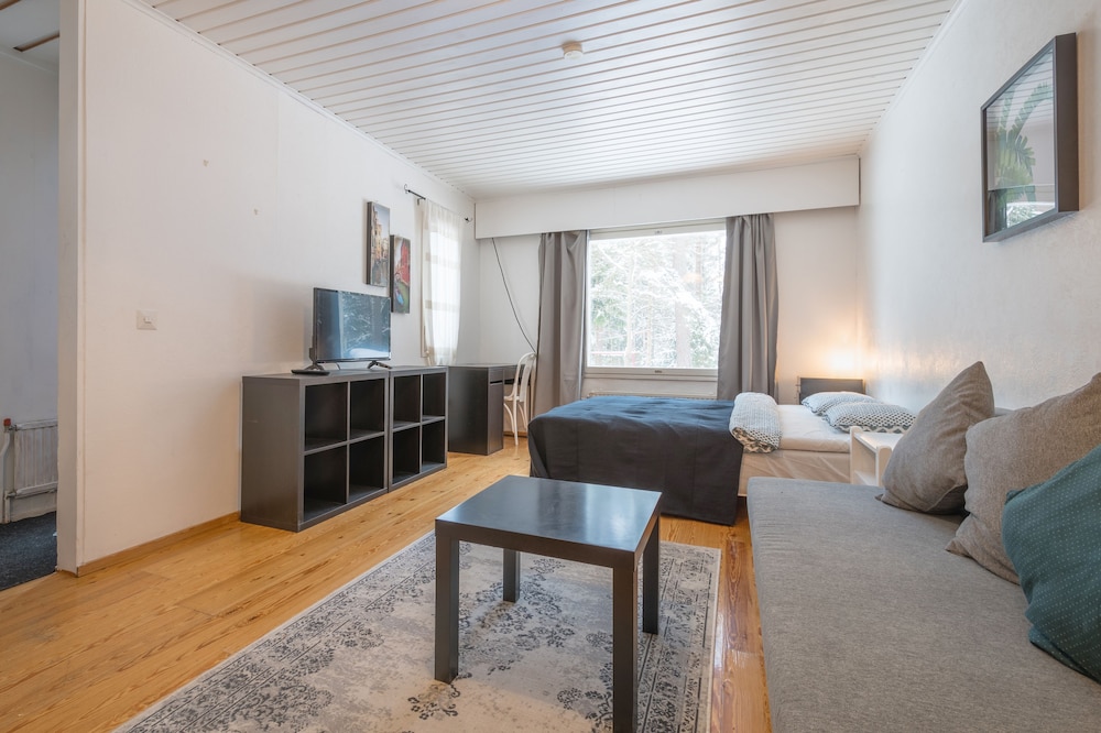 Classic Studio, 1 Bedroom photo 2
