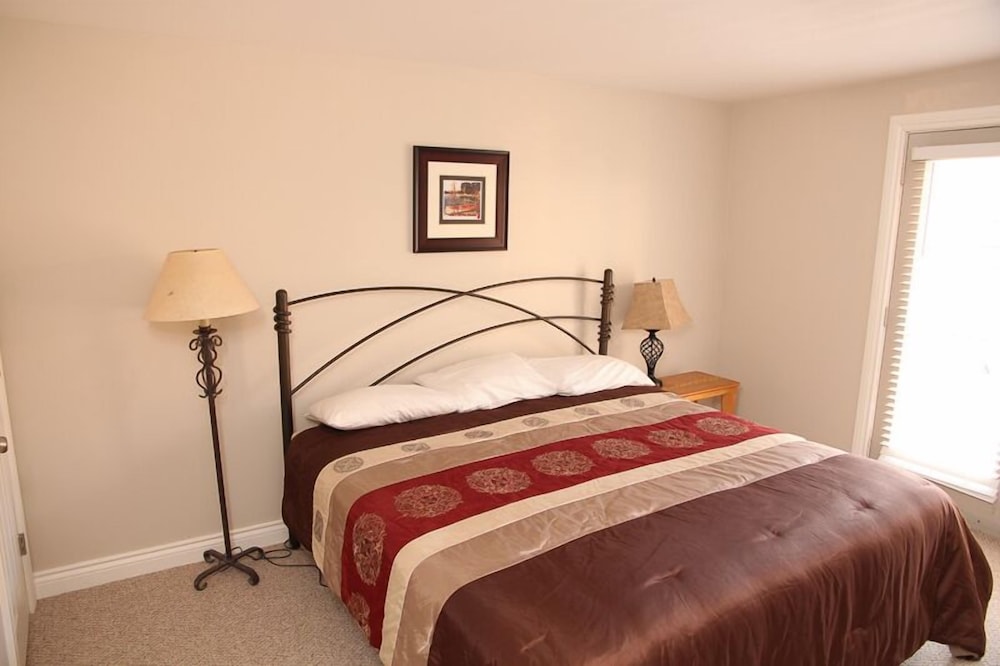 House, 5 Bedrooms (Gate House)