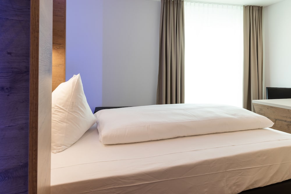 Business Single Room photo 3