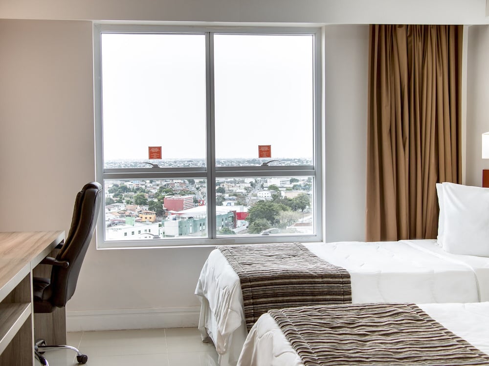 Deluxe Twin Room, 2 Twin Beds photo 2
