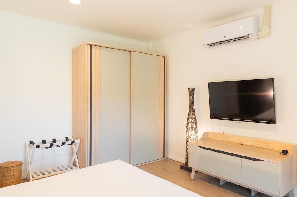 One Bedroom Junior Suite photo 3