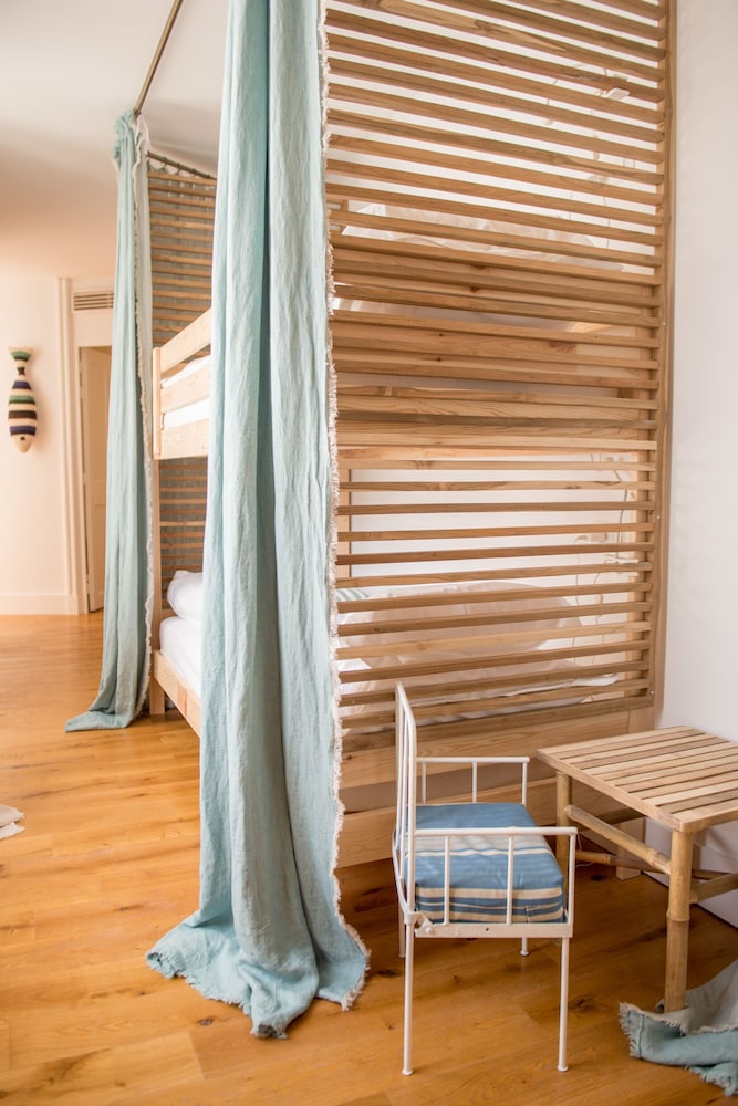Deluxe Suite photo 2