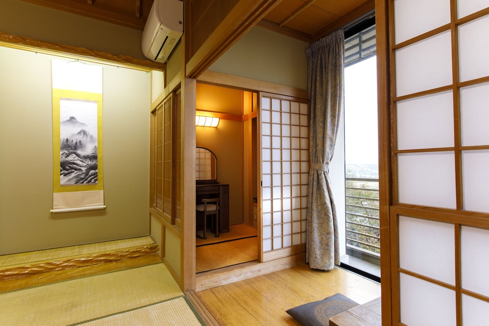 Japanese Style Room for 4 Guests, Mt. Kayagatake view No Smoking photo 2