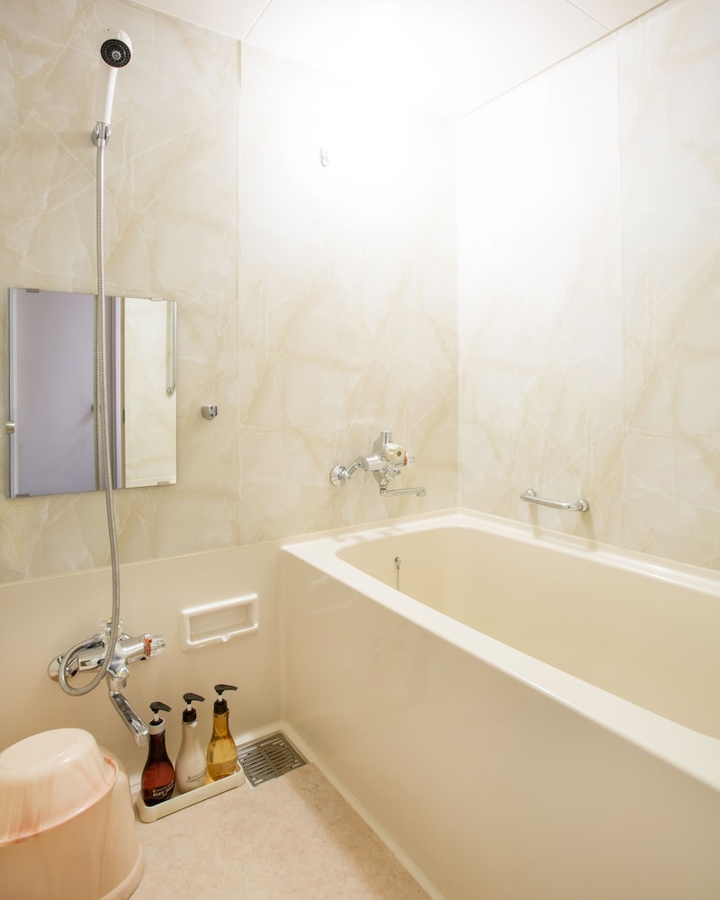 Twin Room (EIZAN Floor), Non Smoking - Photo 6