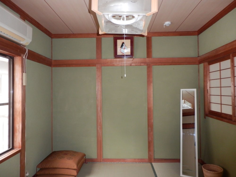 Japanese Style Room, 6 Tatami-mats photo 1