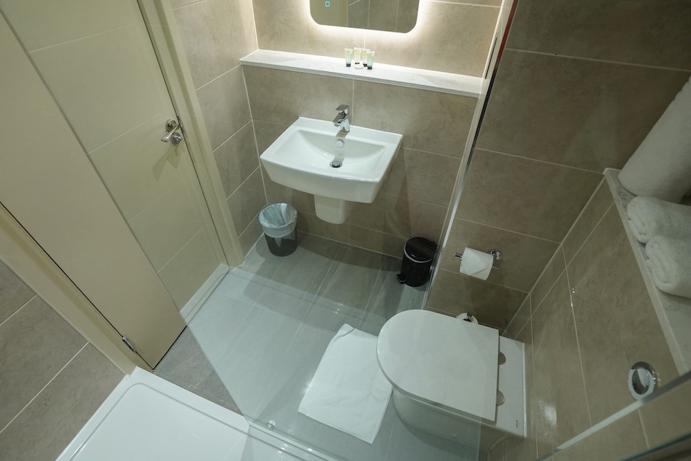 Standard Room - Photo 18