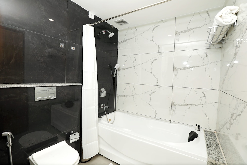 Deluxe Room, City View photo 3