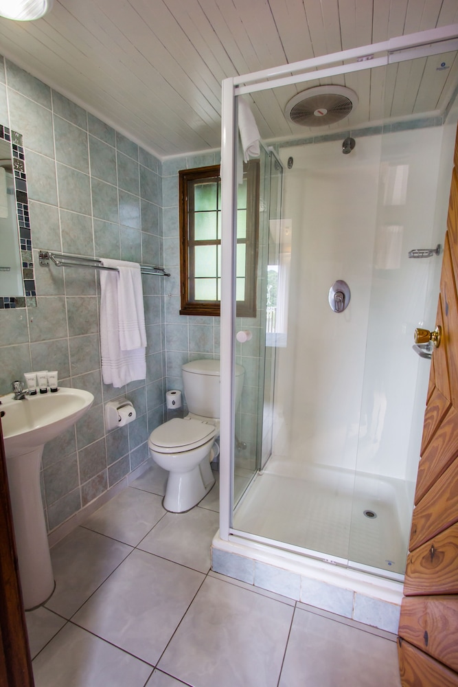 Chalet, 2 Double Beds, Lake View photo 2