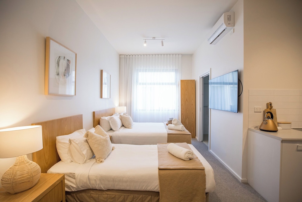 Twin Studio Suite photo 2
