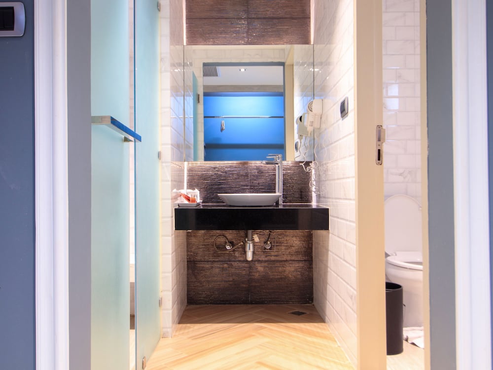 Grand Chalet Twin Room thumbnail 6
