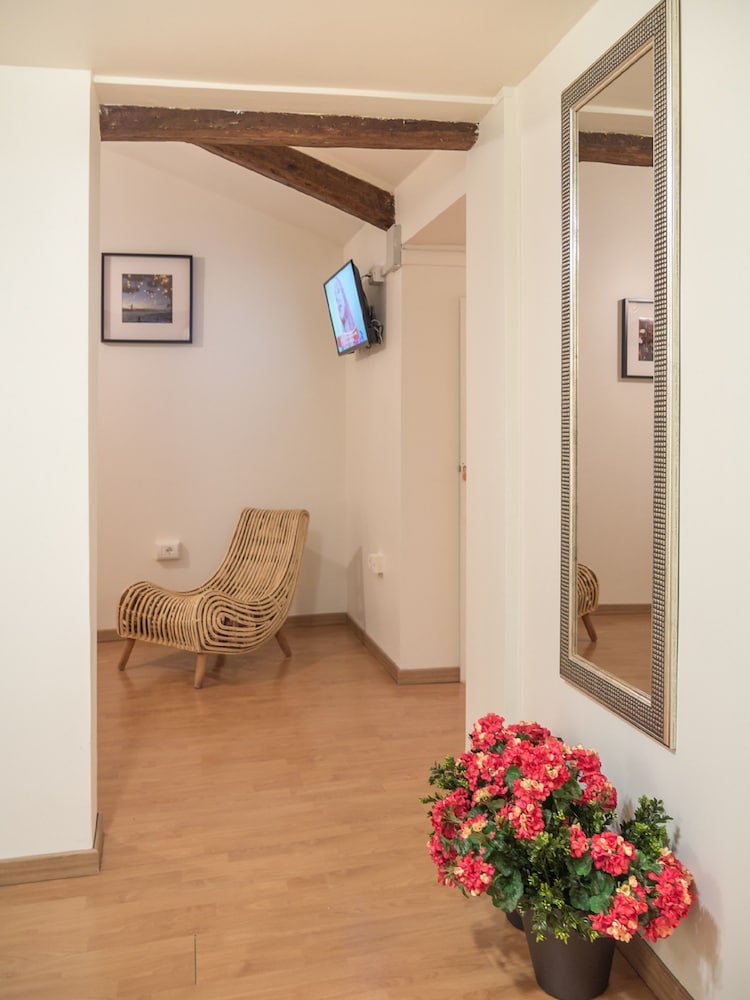 Deluxe Room, Canal View photo 2