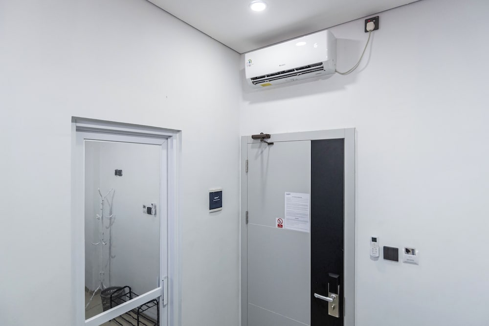 Standard Room - Photo 9
