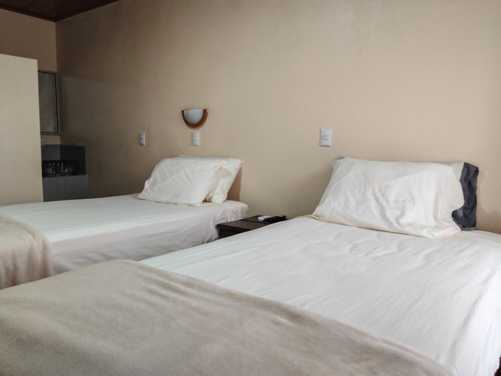 Standard Twin Room, Patio