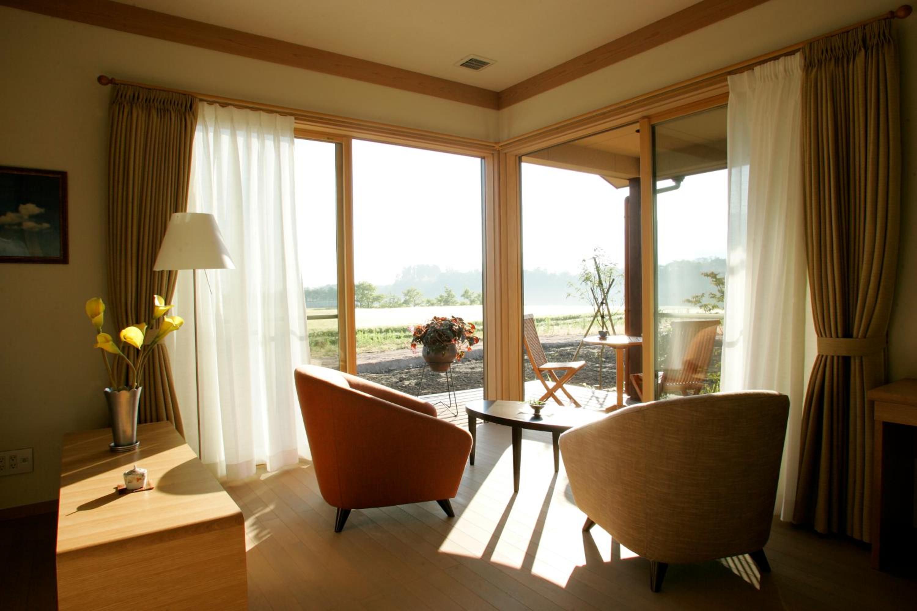 Deluxe Twin Room with Garden View photo 2