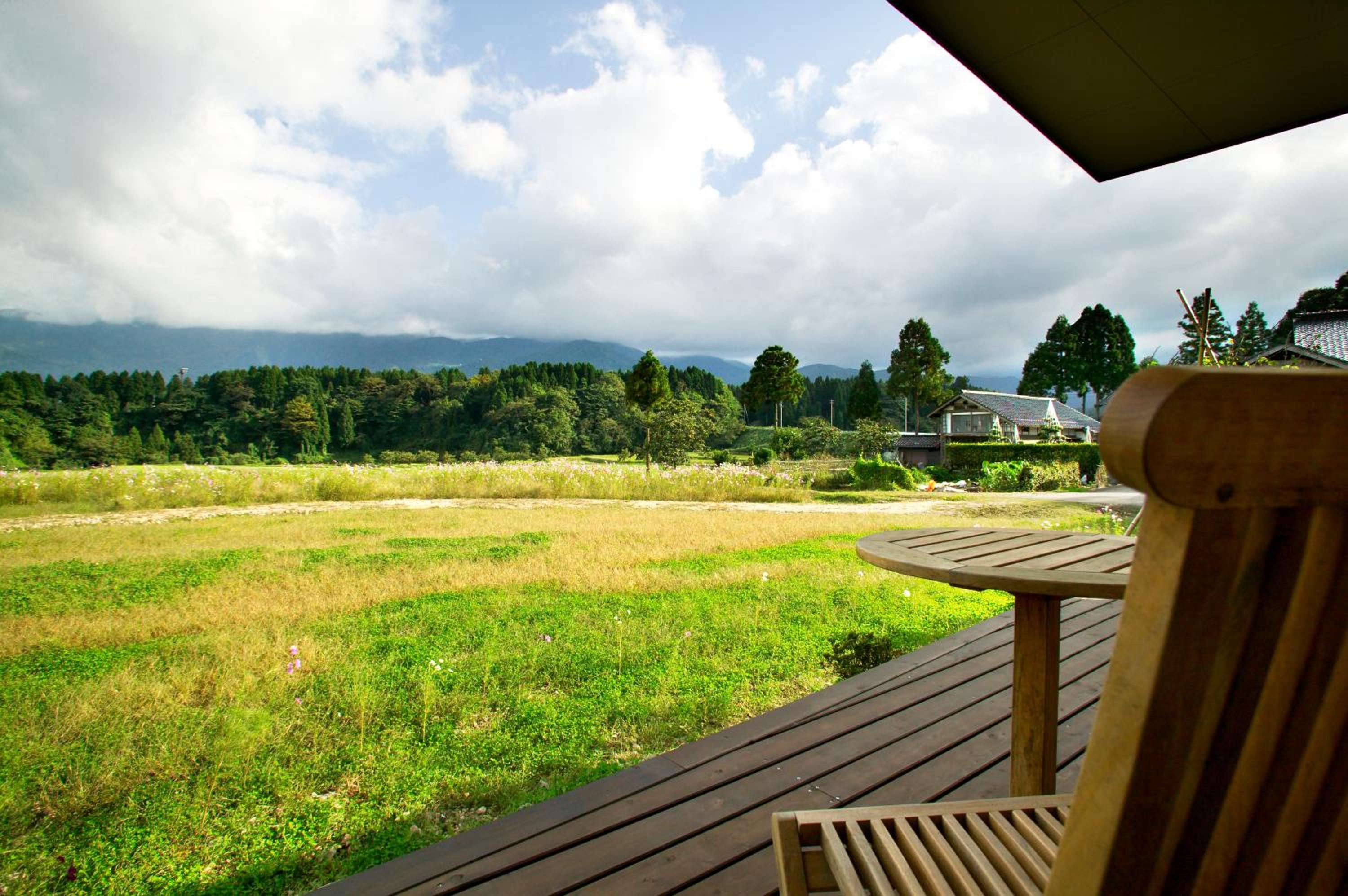 Deluxe Twin Room with Garden View photo 3