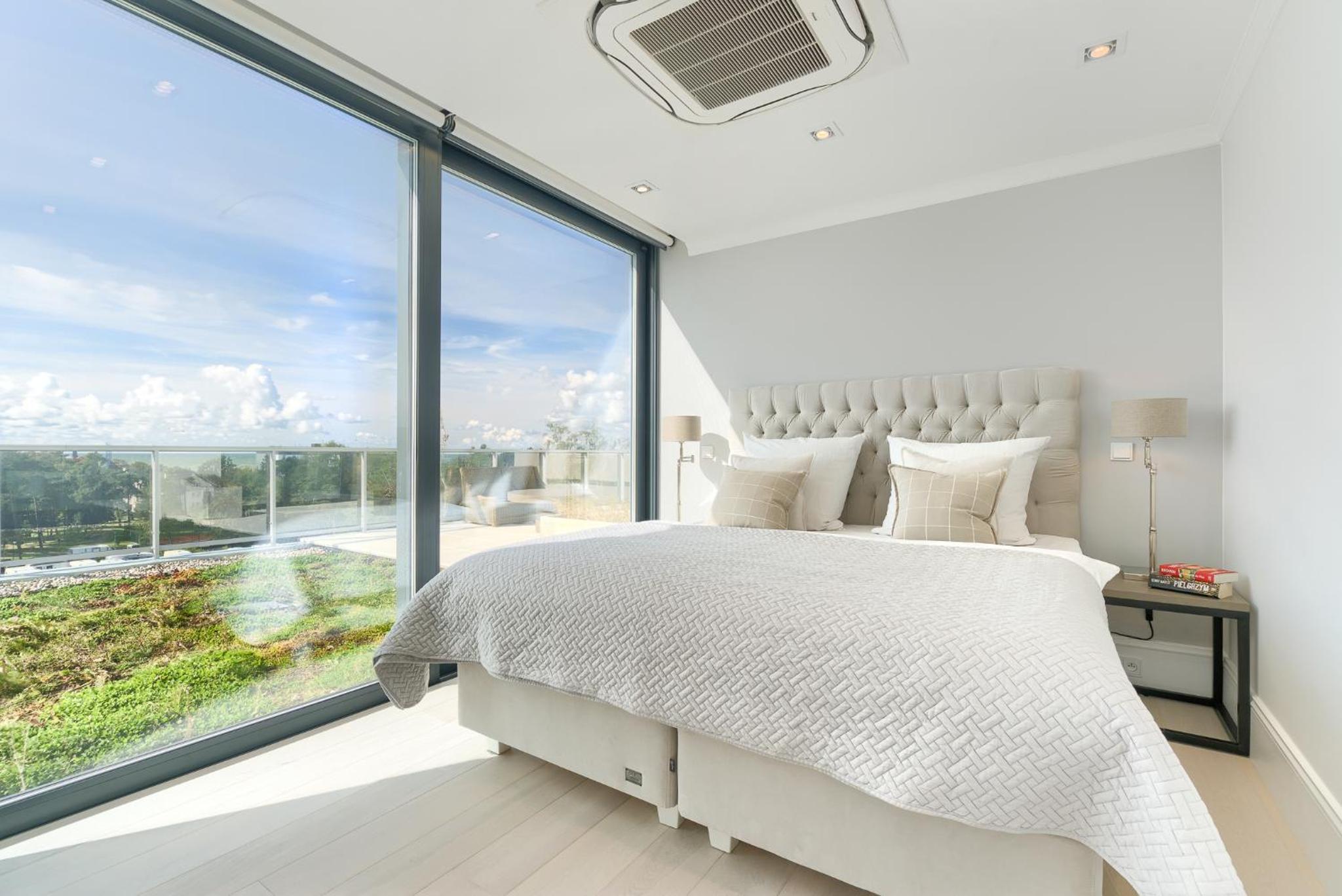 Two-Bedroom Penthouse Apartment with Sea View 504C photo 2