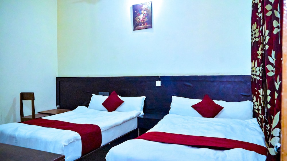 Standard Double or Twin Room photo 2