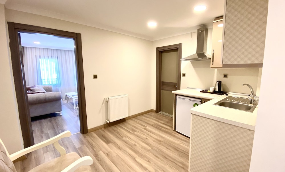 Suite, Sea View
