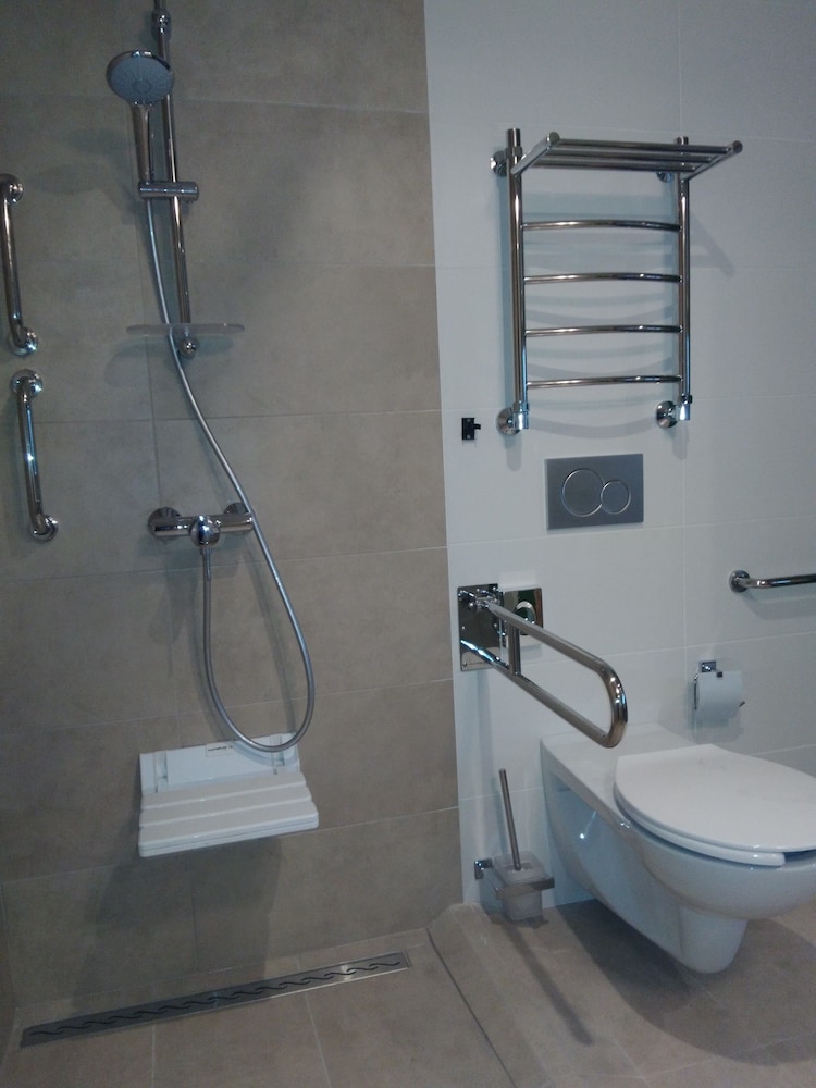 Exclusive Studio, 1 King Bed, Accessible, Kitchenette photo 3