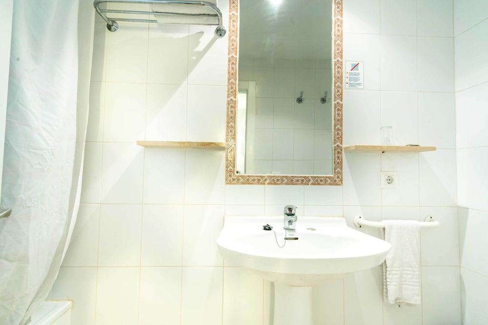 Standard Single Room photo 3