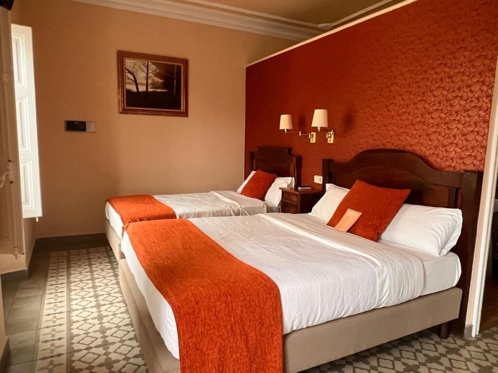 Comfort Triple Room, Balcony, City View