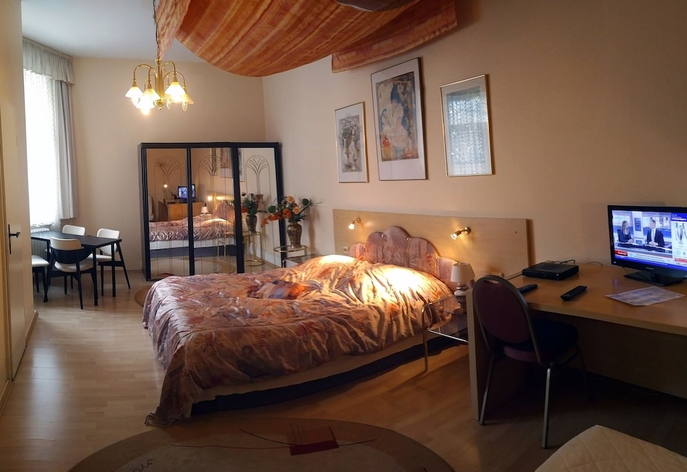 Premium Double Room photo 2