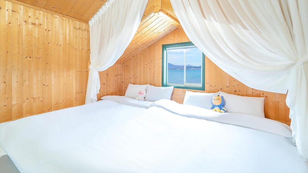 Basic Room, 2 Bedrooms (Bada3(Ocean view)-Kidsroom) photo 1