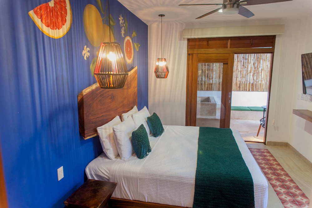 Deluxe Room, 1 King Bed