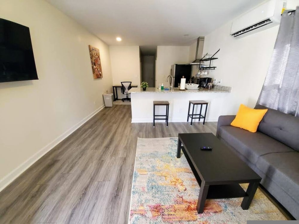 Apartment photo 3
