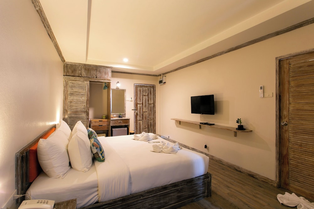 Economy Room - Photo 9