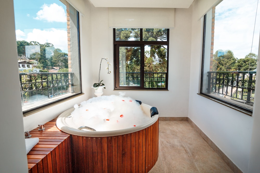 Available room