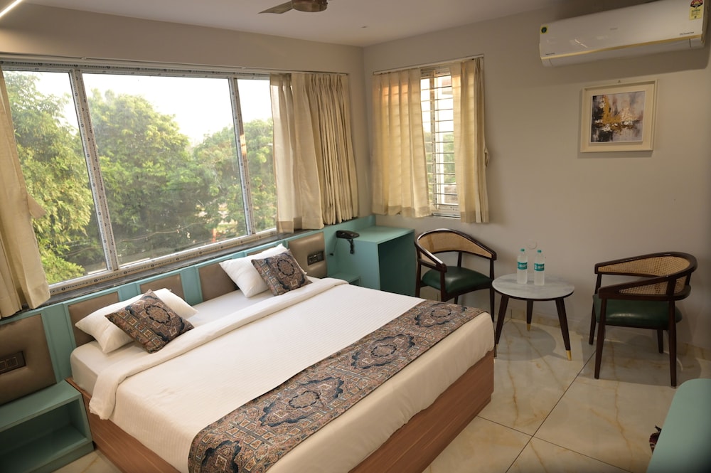 Luxury Room, City View photo 3