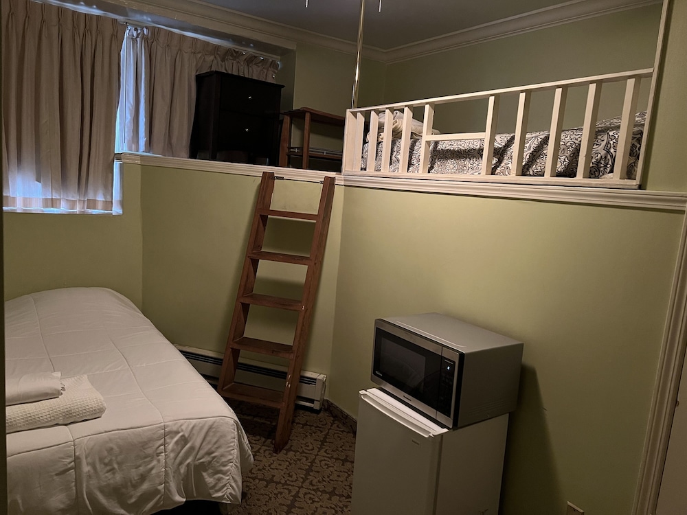 Economy Double or Twin Room - Photo 1