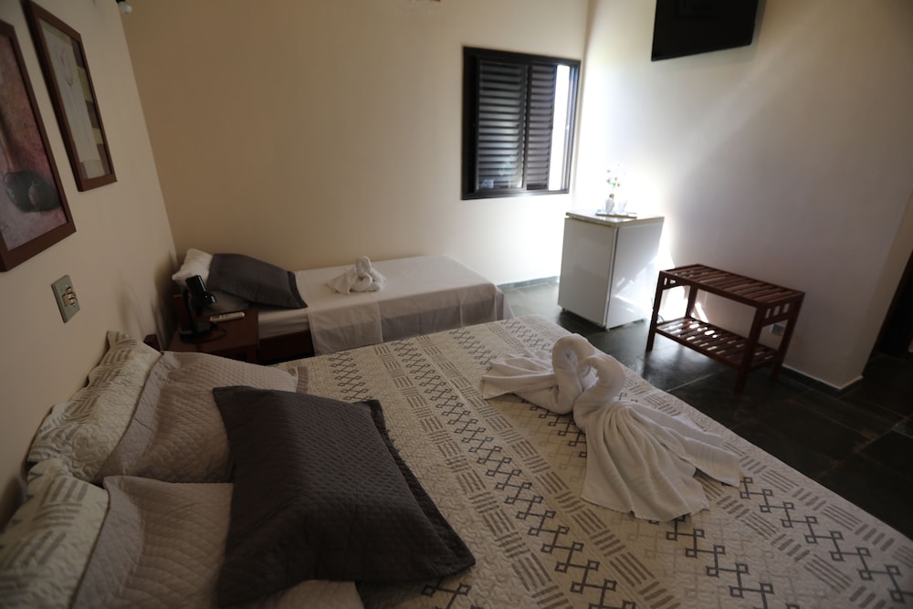 Economy Triple Room