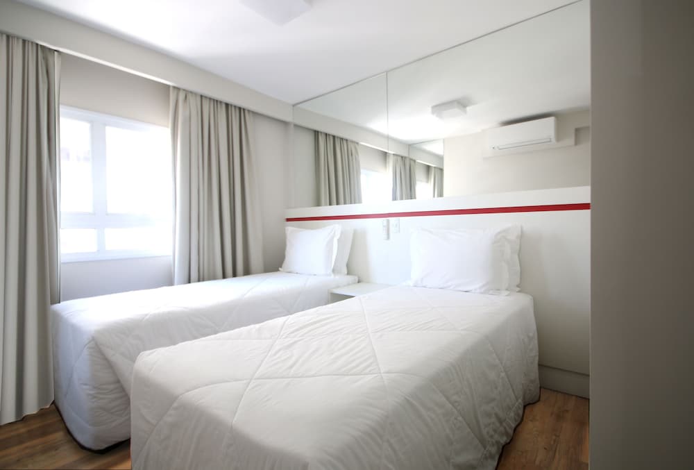 Premium Apartment, 2 Bedrooms - Photo 2