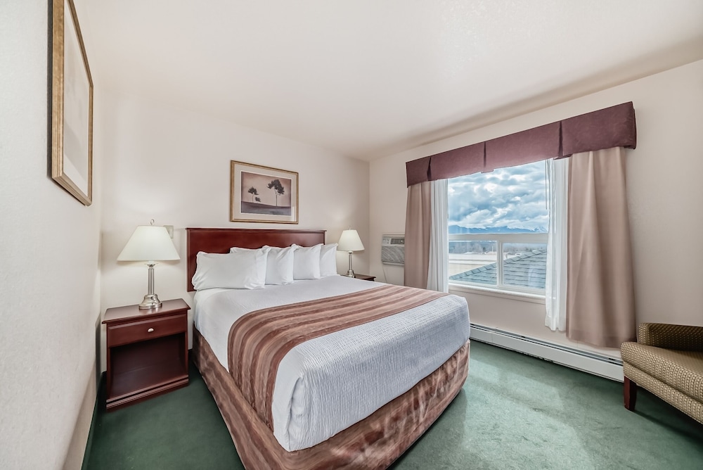 Suite, 1 Queen Bed with Sofa bed