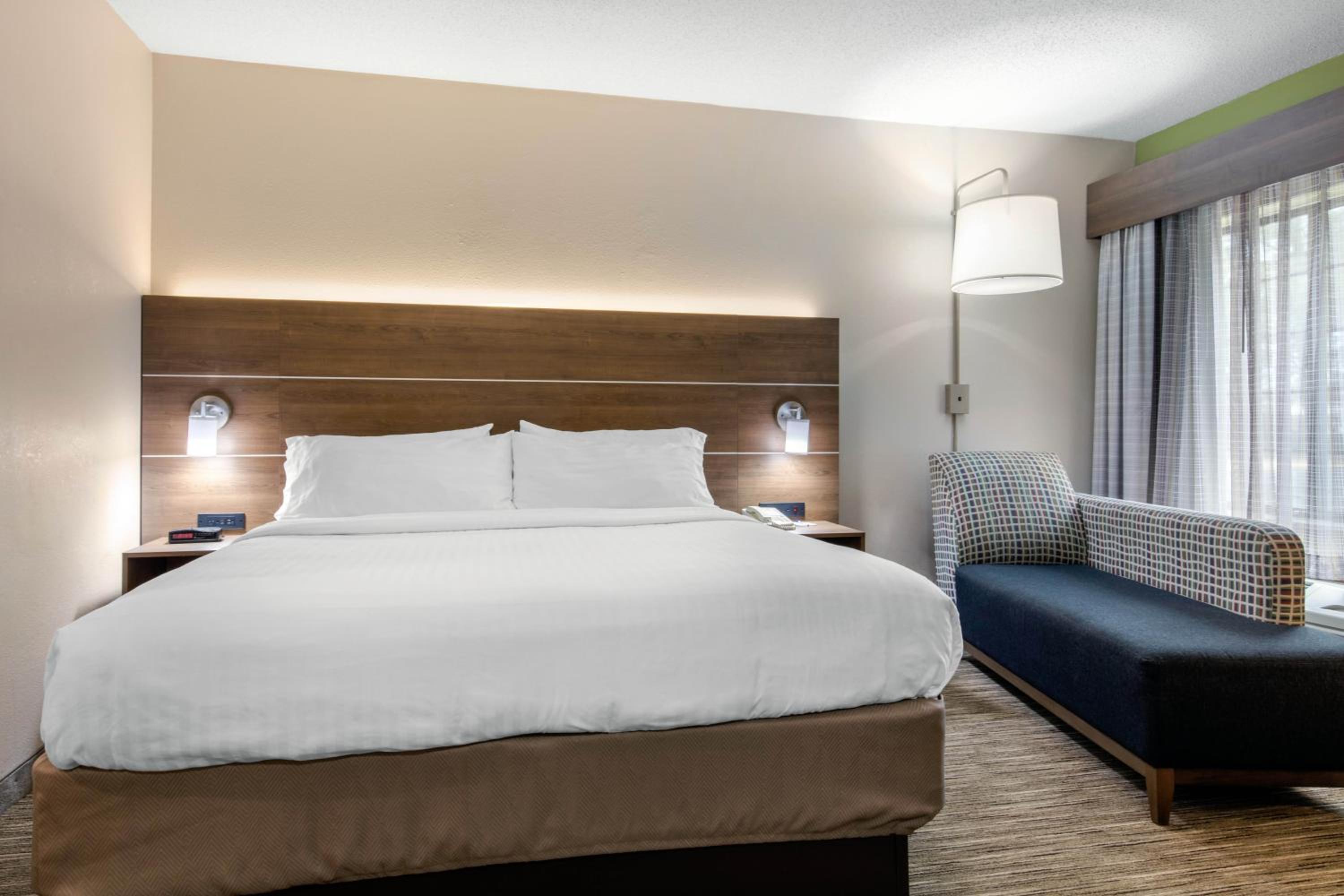 King Suite - Photo 1