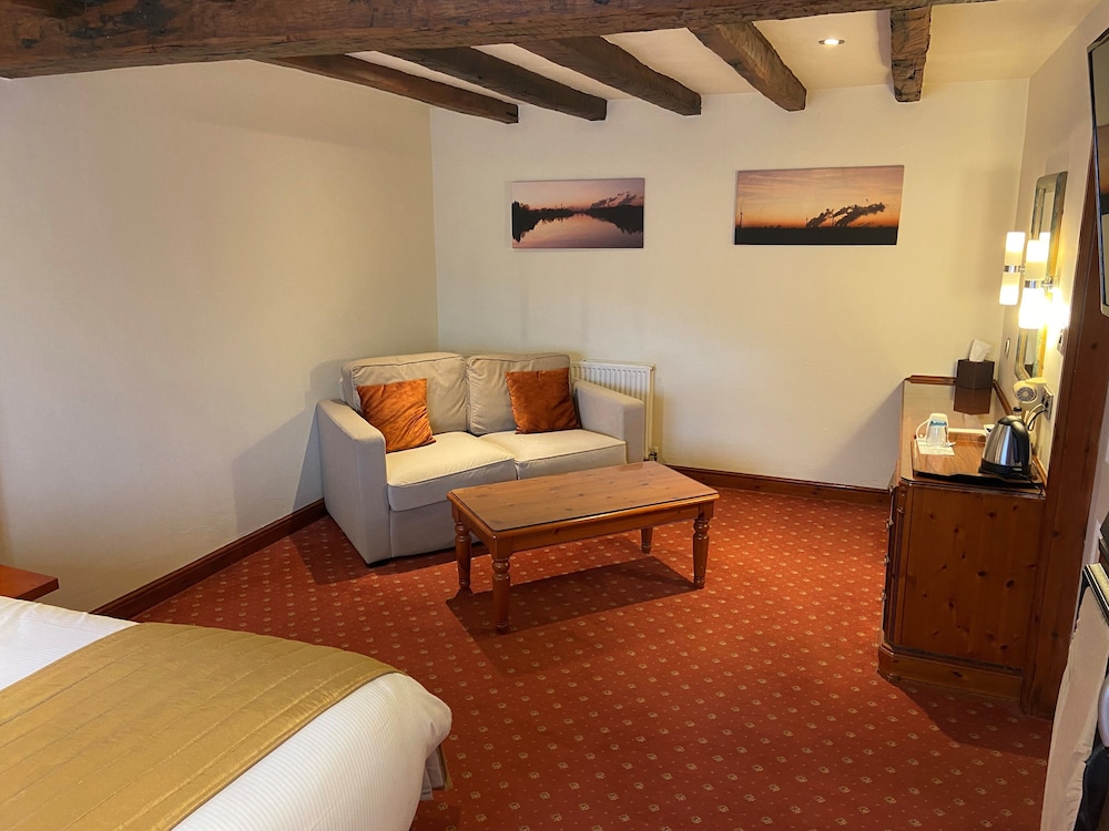 Double Room - Photo 5