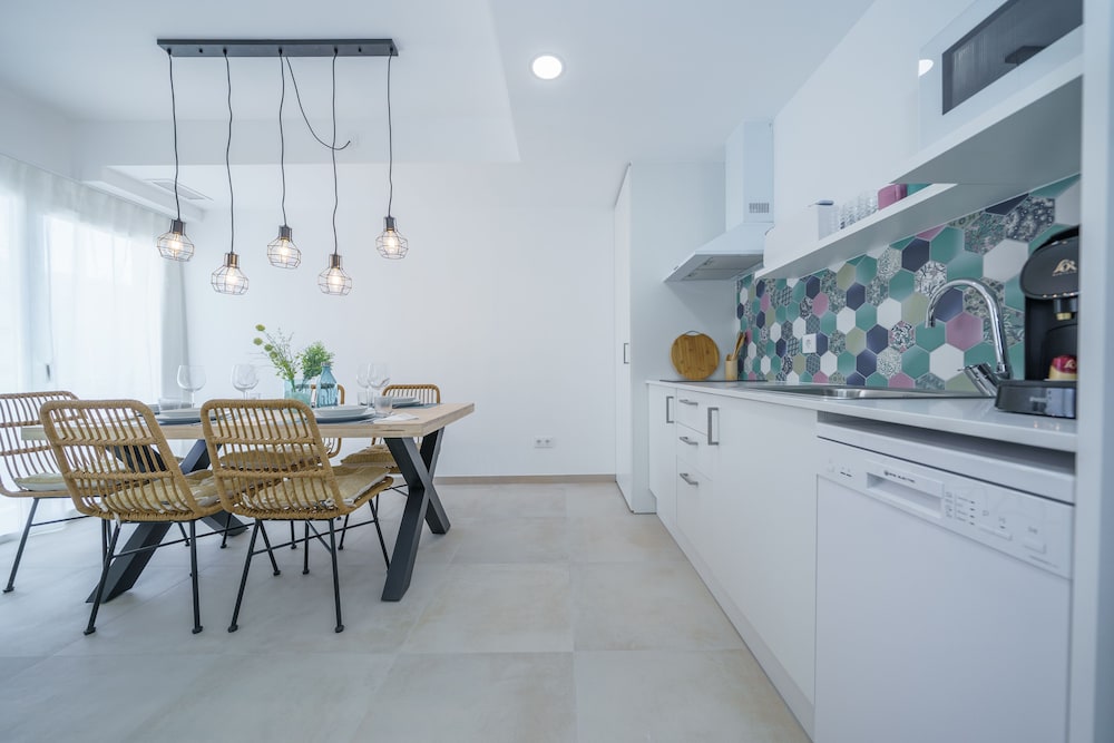 Apartamento Familiar, 3 Habitaciones, Patio, Planta Baja