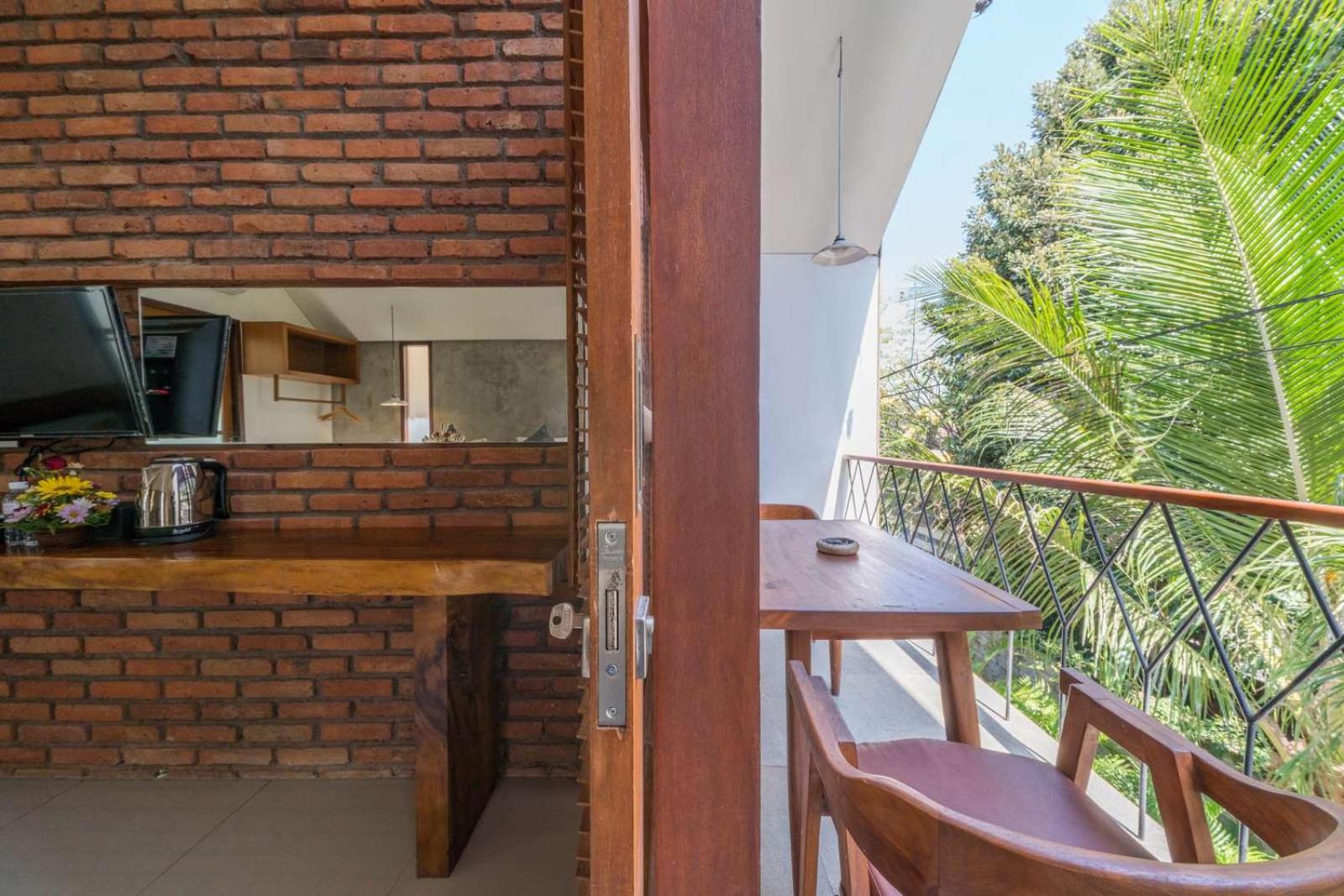 Deluxe Suite with Garden View - Photo 6