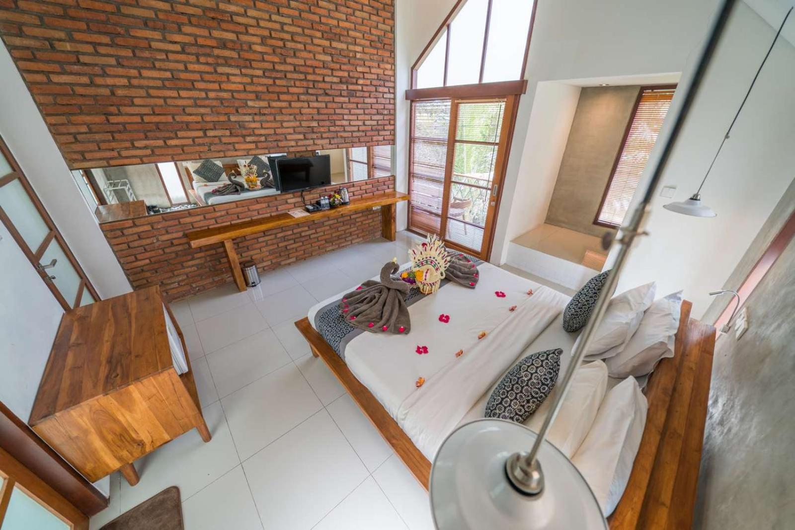 Deluxe Suite with Garden View - Photo 47