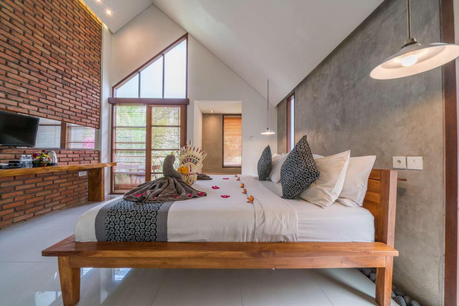 Deluxe Suite with Garden View - Photo 29