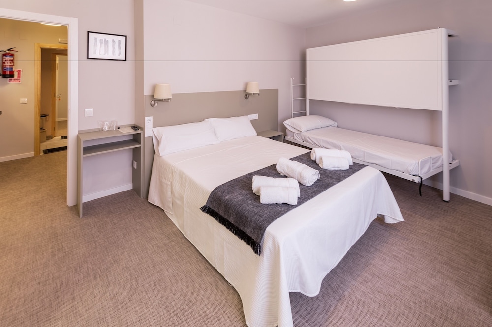 Suite Family Premium (2Adults & 2 Child) photo 3