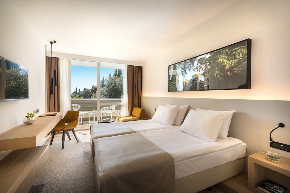 Superior Triple Room - Photo 2