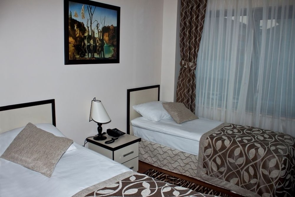 Basic Double Room photo 1