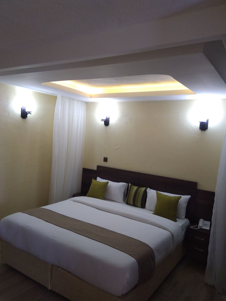 Standard Double Room photo 3
