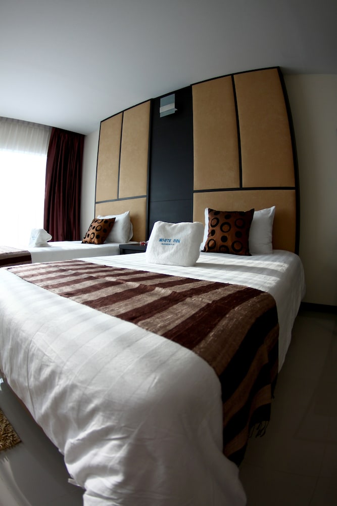 Standard Twin Room photo 2
