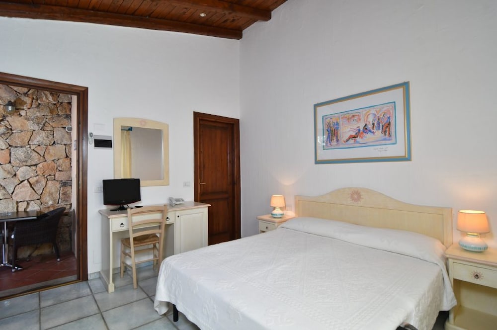 Comfort Double or Twin Room photo 3