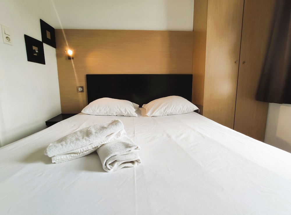 Economy Double Room photo 2