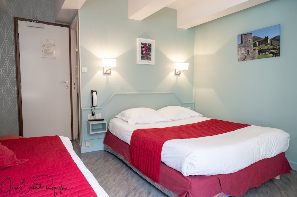 Deluxe room - Castle view photo 2